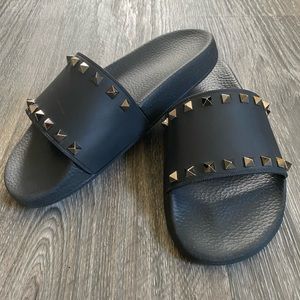 Valentino rockstud slides